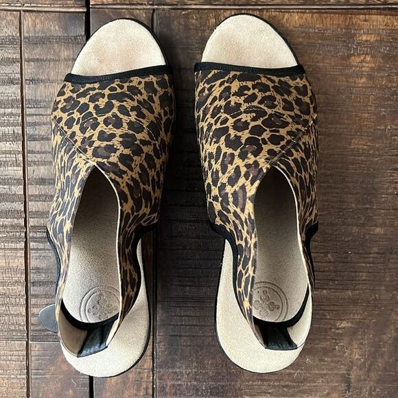 Charleston Shoe Co Wedge Sandals Slingback Size 8 - Picture 5 of 11